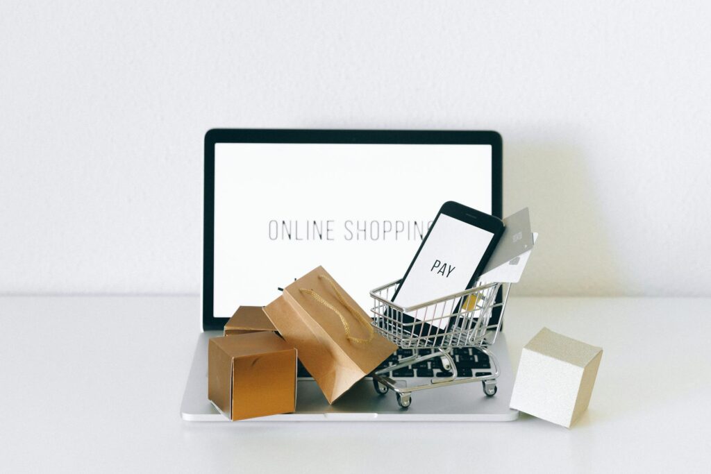 benefits of e-commerce for small businesses