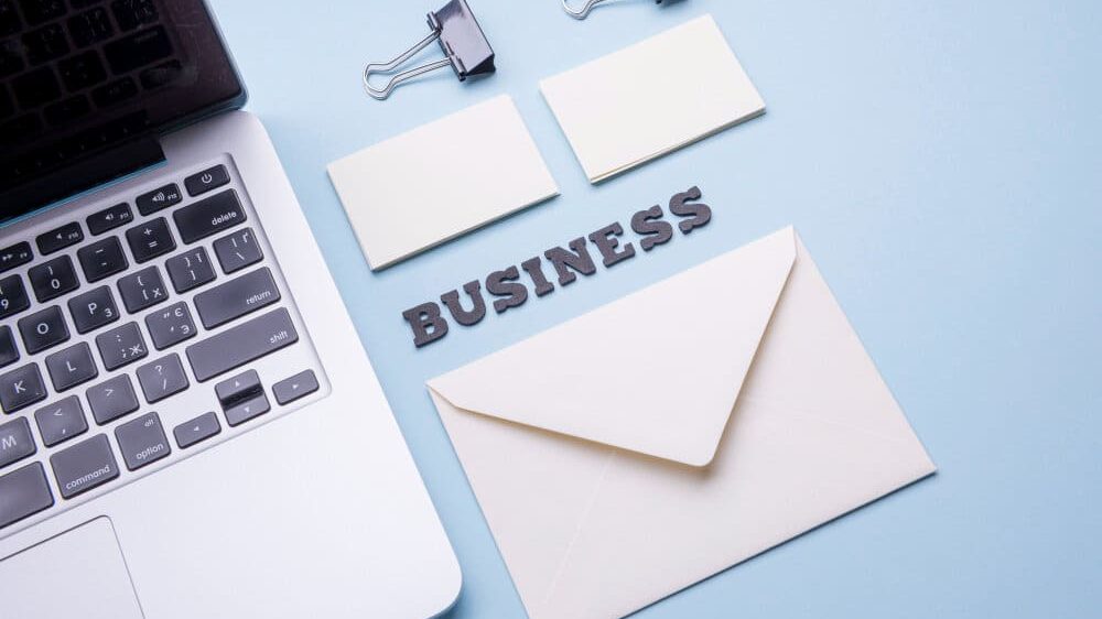 empty-business-card-laptop